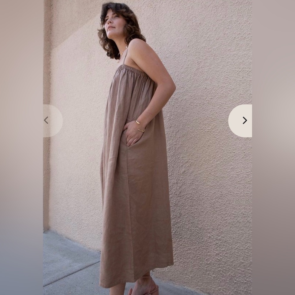 Filosofia Leah Dress in Wheat - size medium - Picture 9 of 12